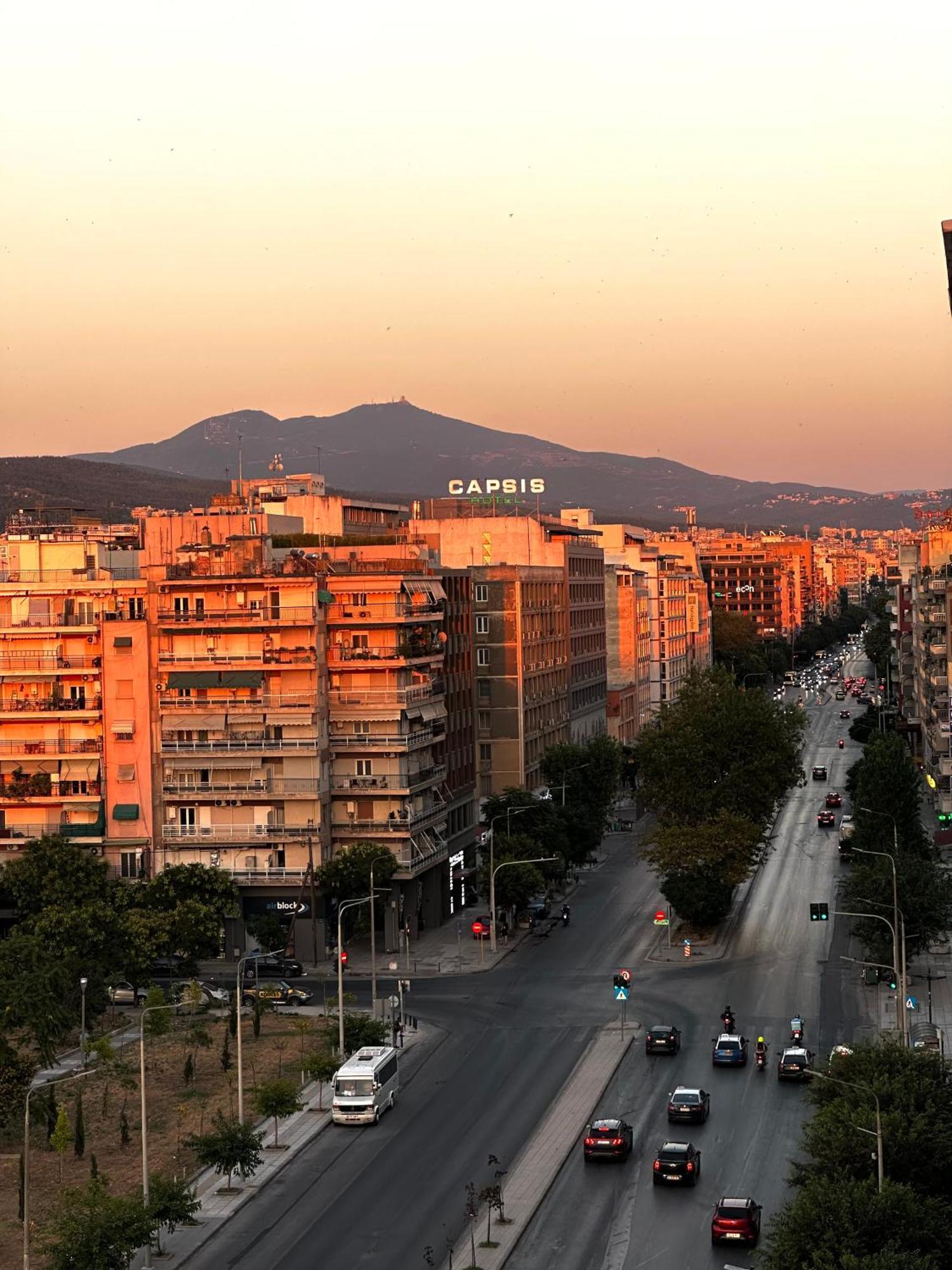 Skyline View - Big Balcony Appartement Thessaloniki