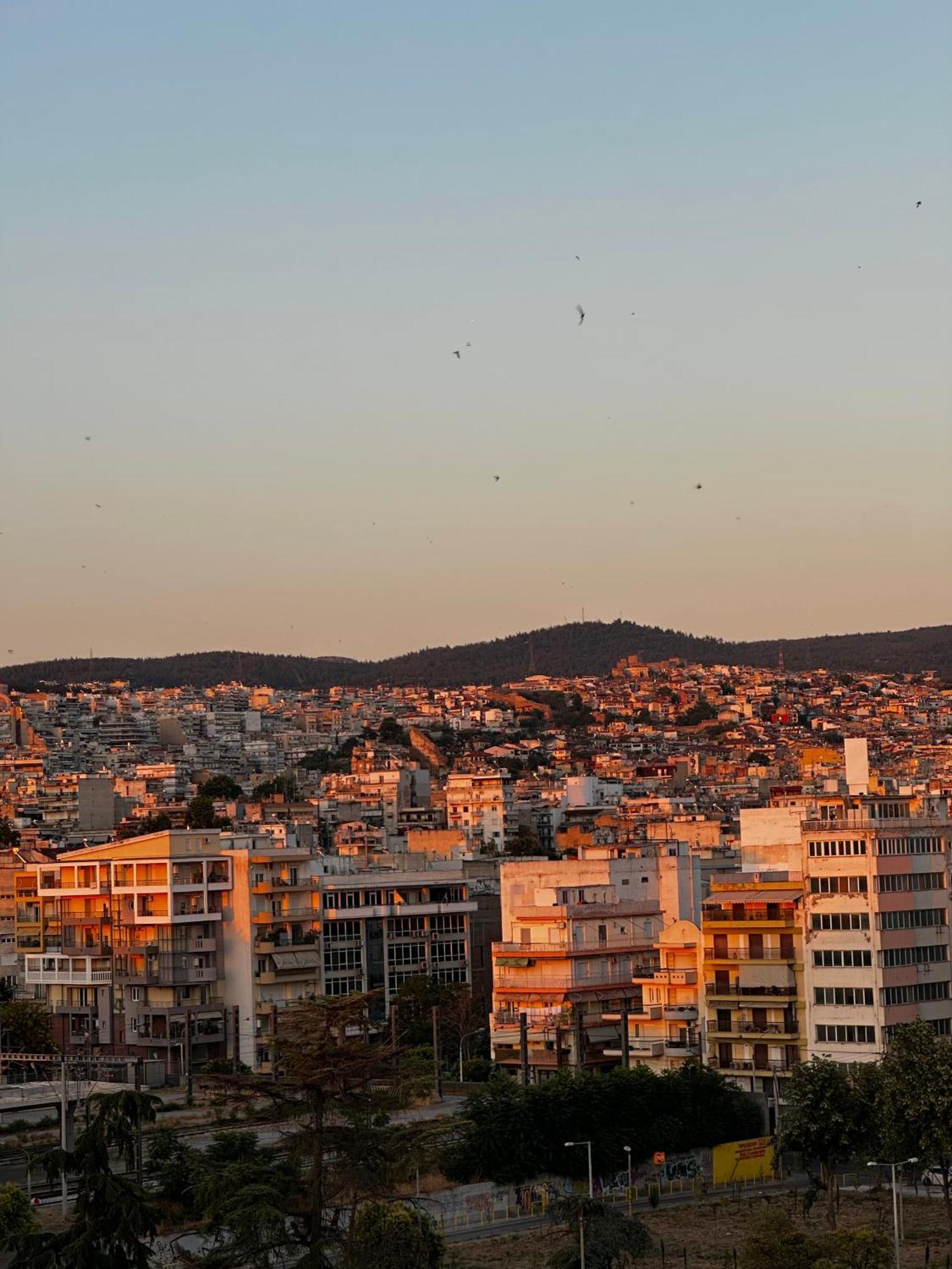 Skyline View - Big Balcony * Thessaloniki